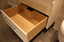 Skreddersydde%20etter%20behov%20med%20dype%20skuffer%20i%20heltre%2c%20med%20mye%20plass